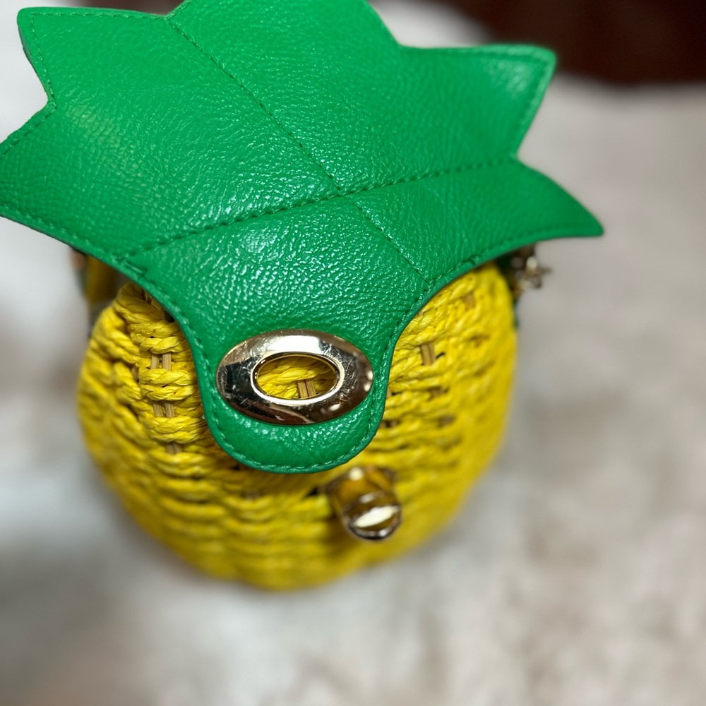 Pineapple Crossbody Bag with Leafy Top and wristlet strap - Picture 6 of 11